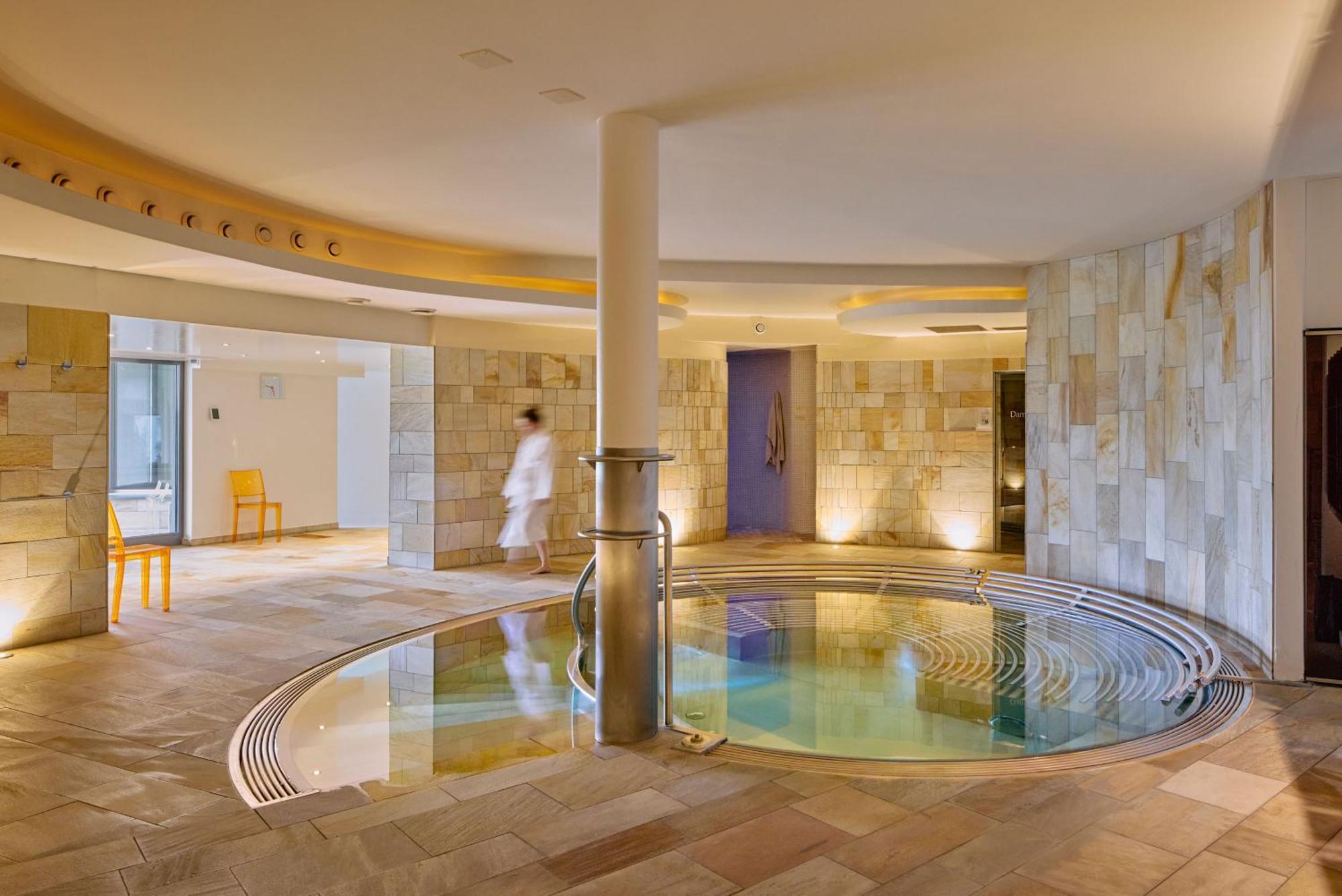 Wellness Hotel Stoos Exteriör bild
