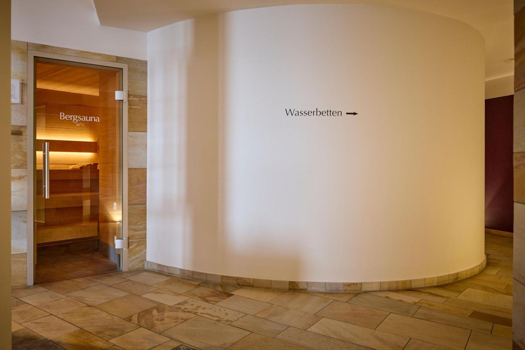 Wellness Hotel Stoos Exteriör bild